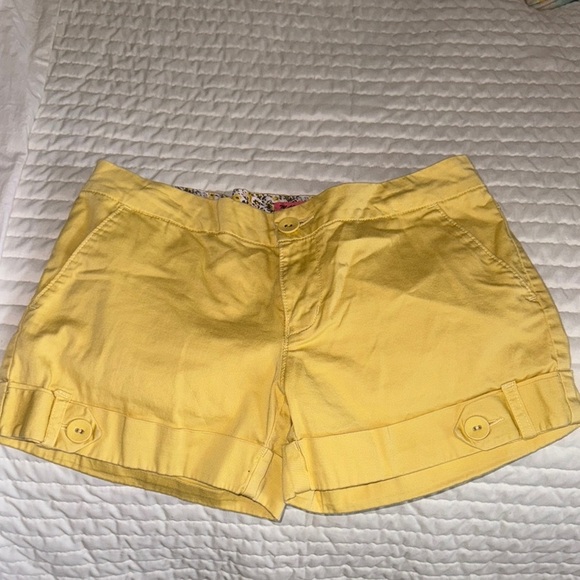 Max Rave Yellow Women's Shorts - Picture 1 of 4
